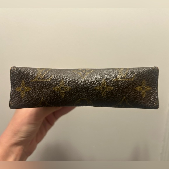 Louis Vuitton Brown and Gold Monogram Pouch EUC - Picture 5 of 15